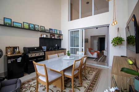 Apartamento para alugar com 163m², 3 quartos e 4 vagas Apartamento para alugar com 163m², 3 quartos e 4 vagasSala de Jantar