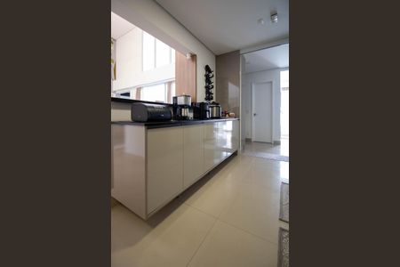 Apartamento para alugar com 163m², 3 quartos e 4 vagas Apartamento para alugar com 163m², 3 quartos e 4 vagasCozinha