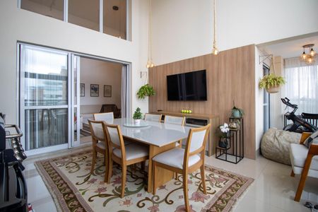 Apartamento para alugar com 163m², 3 quartos e 4 vagas Apartamento para alugar com 163m², 3 quartos e 4 vagasSala de Jantar