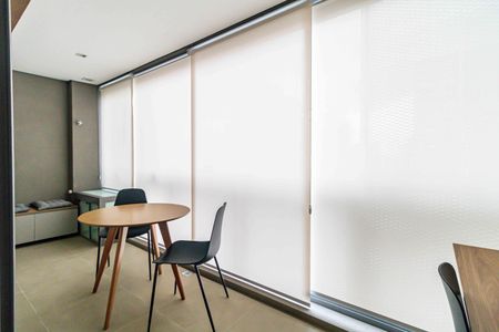 Apartamento para alugar com 37m², 1 quarto e 1 vagaVaranda