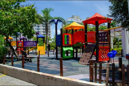 Apartamento à venda com 85m², 3 quartos e 1 vaga Apartamento à venda com 85m², 3 quartos e 1 vagaÁrea comum