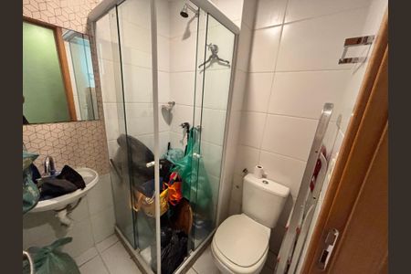 Apartamento à venda com 85m², 3 quartos e 1 vaga Apartamento à venda com 85m², 3 quartos e 1 vagaBanheiro de serviço