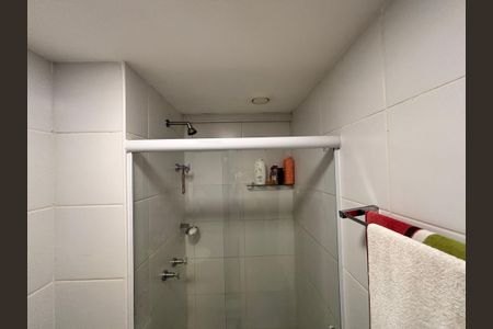 Apartamento à venda com 85m², 3 quartos e 1 vaga Apartamento à venda com 85m², 3 quartos e 1 vagaBanheiro