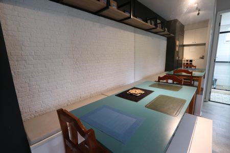 Sala de apartamento à venda com 2 quartos, 45m² em Quinta da Paineira, São Paulo