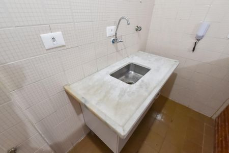 Cozinha de apartamento para alugar com 1 quarto, 29m² em Liberdade, São Paulo