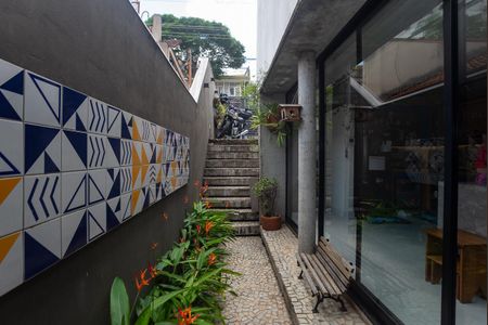 Casa para alugar com 200m², 2 quartos e 1 vagaEntada Social