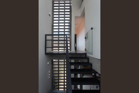 Casa para alugar com 200m², 2 quartos e 1 vagaEscada