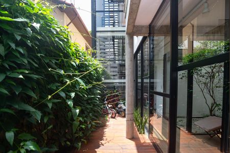 Casa para alugar com 200m², 2 quartos e 1 vagaQuintal