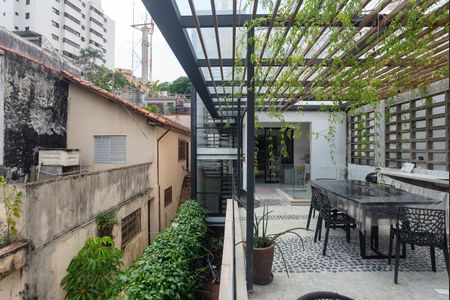 Casa para alugar com 200m², 2 quartos e 1 vagaTerraço - Churrasqueira
