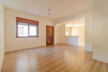 Sala de apartamento para alugar com 2 quartos, 75m² em Medianeira, Porto Alegre