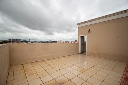 Apartamento para alugar com 128m², 3 quartos e 1 vagaTerraço