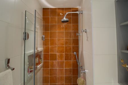 Apartamento à venda com 56m², 2 quartos e 1 vagaBanheiro Social