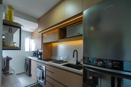 Apartamento à venda com 57m², 2 quartos e 2 vagas Apartamento à venda com 57m², 2 quartos e 2 vagasCozinha e Área de Serviço