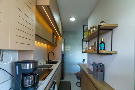 Apartamento à venda com 57m², 2 quartos e 2 vagas Apartamento à venda com 57m², 2 quartos e 2 vagasCozinha e Área de Serviço