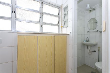 Apartamento à venda com 70m², 3 quartos e 1 vaga Apartamento à venda com 70m², 3 quartos e 1 vagaÁrea de Serviço