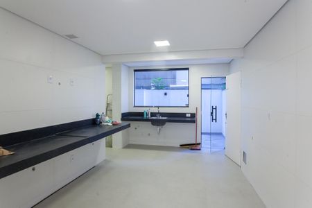 Apartamento à venda com 289m², 4 quartos e 2 vagasCozinha