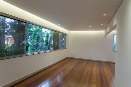 Apartamento à venda com 289m², 4 quartos e 2 vagassala