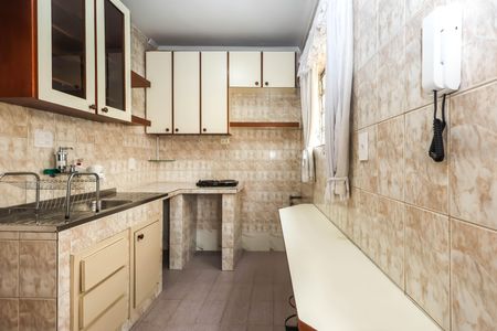 Apartamento à venda com 59m², 2 quartos e sem vaga Apartamento à venda com 59m², 2 quartos e sem vagaCozinha
