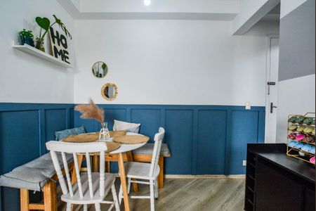 Sala de apartamento para alugar com 2 quartos, 45m² em Vila Homero Thon, Santo André