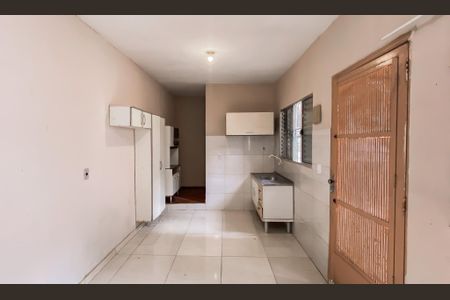 Sala  de casa para alugar com 1 quarto, 25m² em Vila Buenos Aires, São Paulo