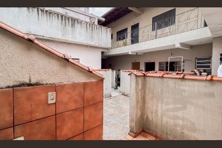 Casa para alugar com 25m², 1 quarto e sem vagaÁrea de Serviço