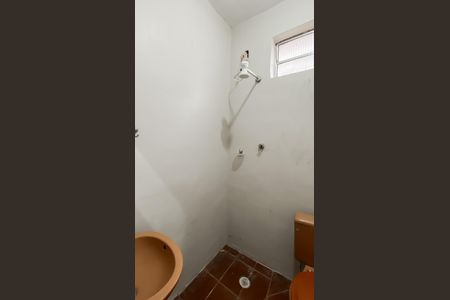 Banheiro  de casa para alugar com 1 quarto, 25m² em Vila Buenos Aires, São Paulo