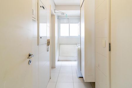 Apartamento à venda com 154m², 3 quartos e 3 vagas Apartamento à venda com 154m², 3 quartos e 3 vagasÁrea de Serviço