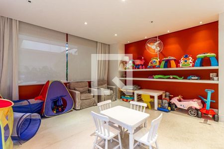 Apartamento à venda com 154m², 3 quartos e 3 vagas Apartamento à venda com 154m², 3 quartos e 3 vagasÁrea comum - Brinquedoteca