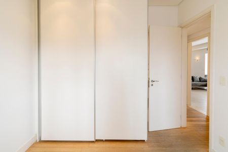 Apartamento à venda com 154m², 3 quartos e 3 vagas Apartamento à venda com 154m², 3 quartos e 3 vagasQuarto Suíte 2