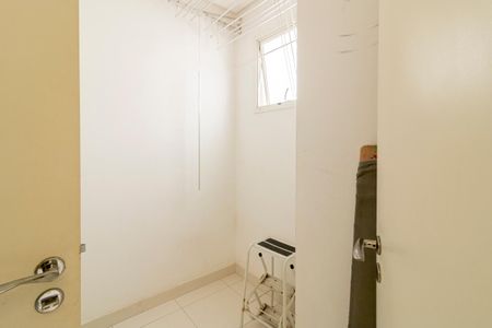 Apartamento à venda com 154m², 3 quartos e 3 vagas Apartamento à venda com 154m², 3 quartos e 3 vagasDependência