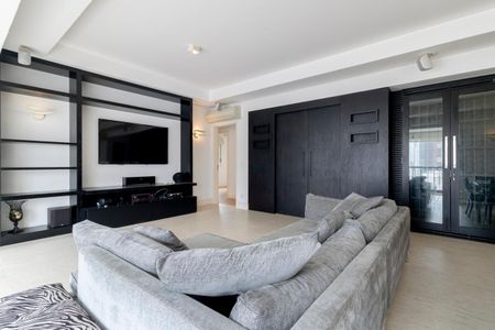 Apartamento à venda com 154m², 3 quartos e 3 vagas Apartamento à venda com 154m², 3 quartos e 3 vagasSala