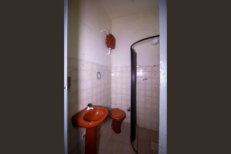 Casa para alugar com 40m², 1 quarto e sem vaga Casa para alugar com 40m², 1 quarto e sem vagaBanheiro Social