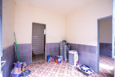 Sala de casa para alugar com 1 quarto, 40m² em Covanca, São Gonçalo