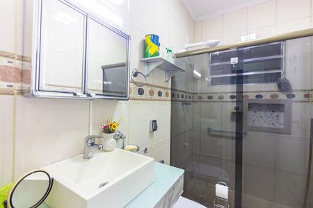 Casa à venda com 220m², 2 quartos e 3 vagas Casa à venda com 220m², 2 quartos e 3 vagasBanheiro