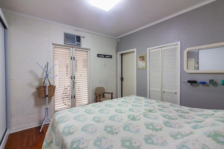 Suíte  de casa à venda com 2 quartos, 220m² em Cipava, Osasco