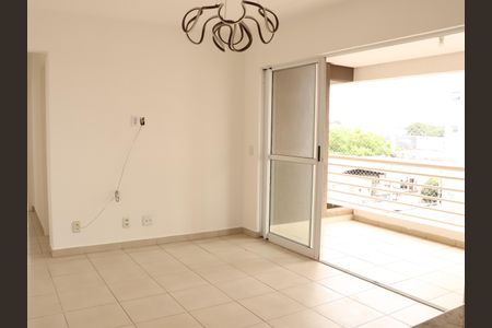 Sala de apartamento para alugar com 3 quartos, 80m² em Ipiranga, Goiânia