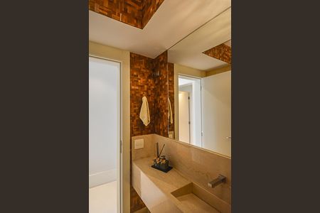 Apartamento à venda com 255m², 4 quartos e 4 vagasLavabo