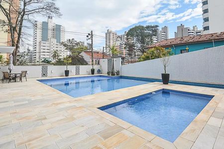 Apartamento à venda com 255m², 4 quartos e 4 vagasÁrea comum - Piscina