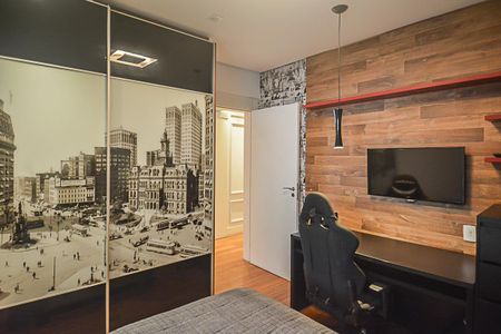 Apartamento à venda com 255m², 4 quartos e 4 vagasQuarto 2 - Suíte