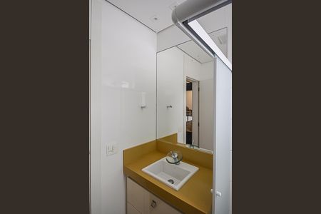 Apartamento à venda com 255m², 4 quartos e 4 vagasBanheiro da Suíte 2