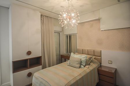 Apartamento à venda com 255m², 4 quartos e 4 vagasQuarto 3 - Suíte