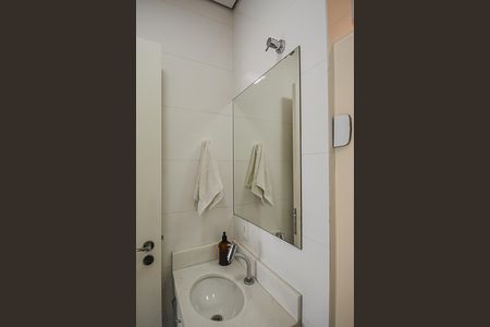 Apartamento à venda com 255m², 4 quartos e 4 vagasBanheiro de serviço