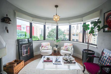 Apartamento à venda com 210m², 3 quartos e 4 vagasSala