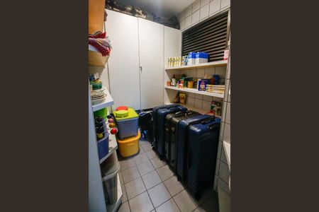 Apartamento à venda com 210m², 3 quartos e 4 vagasDespensa