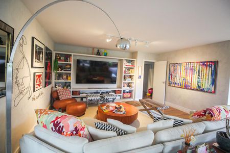 Sala de apartamento à venda com 3 quartos, 210m² em Vila Morumbi, São Paulo