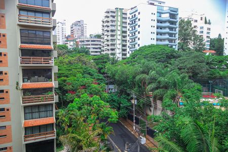 Apartamento à venda com 210m², 3 quartos e 4 vagasVista da Suíte 2