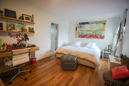 Apartamento à venda com 210m², 3 quartos e 4 vagasSuíte 1