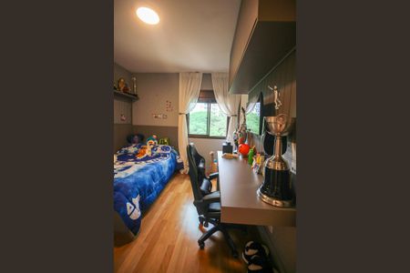 Apartamento à venda com 210m², 3 quartos e 4 vagasSuíte 2