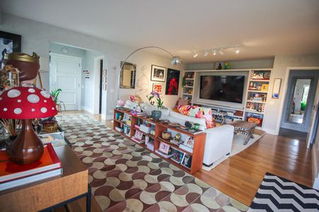 Sala de apartamento à venda com 3 quartos, 210m² em Vila Morumbi, São Paulo