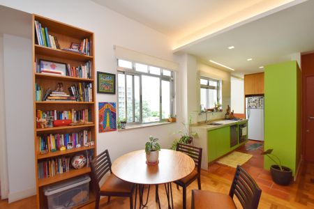 Apartamento à venda com 82m², 2 quartos e sem vaga Apartamento à venda com 82m², 2 quartos e sem vagaSala de jantar